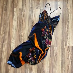 Absolutely stunning silk dress